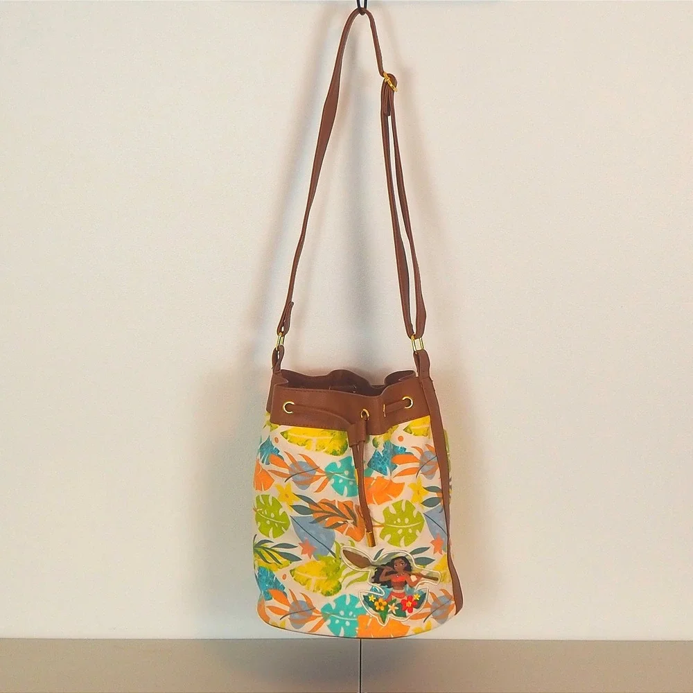 Disney Parks Moana Beach Swim Bag Floral Drawstring Bucket Shoulder Strap‎ Maui